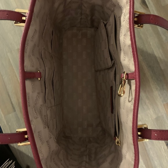 Michael Kors Handbag - Picture 3 of 3